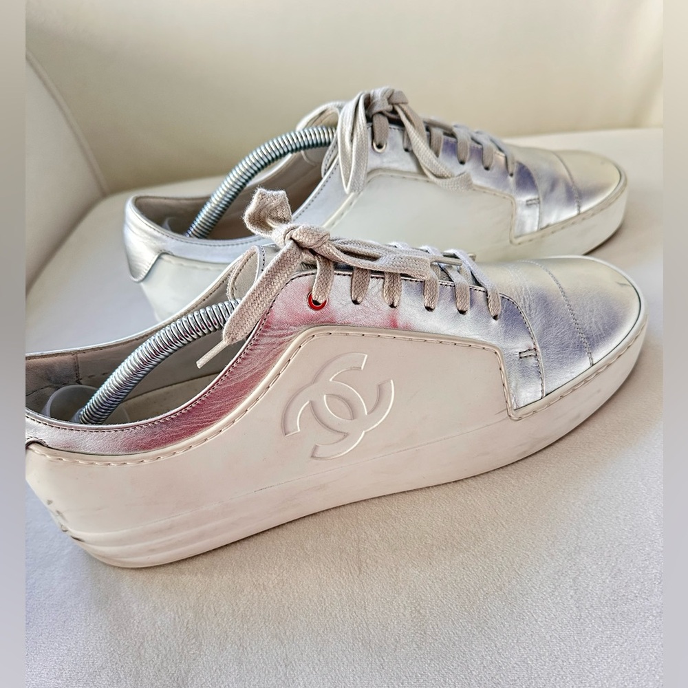 Authentic Chanel CC Sneakers White And Metallic Grey Shoes EuSize 42 US 9